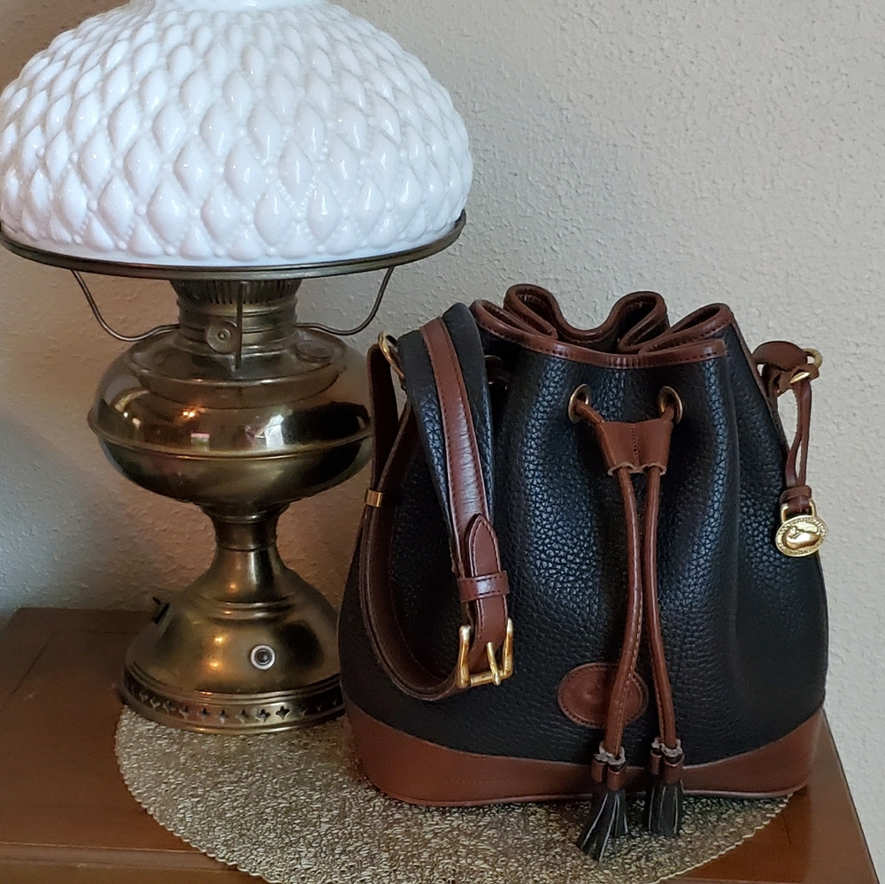 VTG Dooney & Bourke Bucket Bag